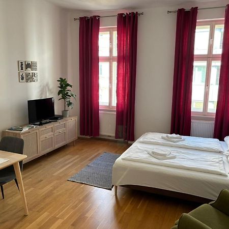 Casa Nostra - Helle Wohnung - Direkt Am Augarten Viena Exterior foto